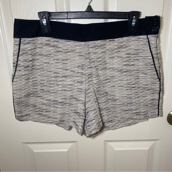 Black and white twill LOFT shorts - Picture 1 of 7